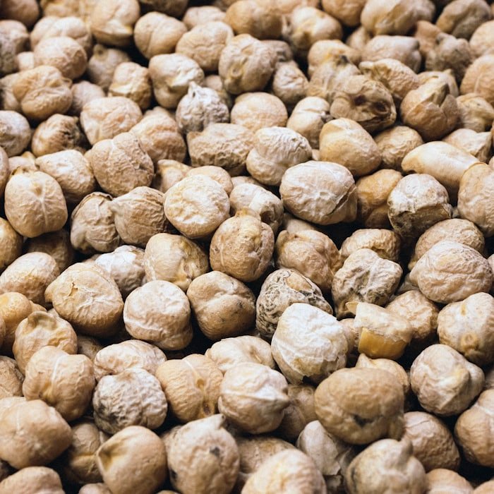 Bulk dried chickpeas